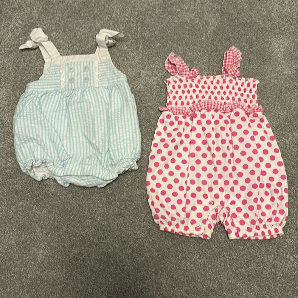 Newborn/0-3 month girl lot Summer